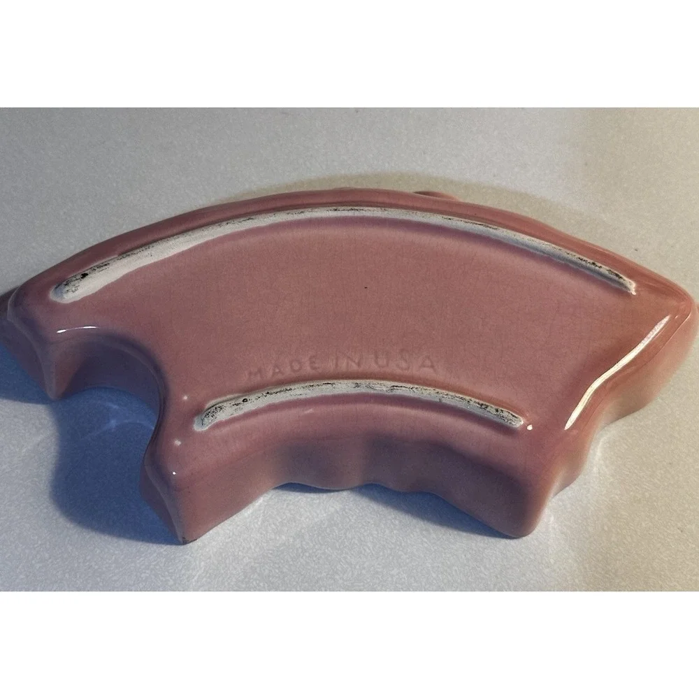 Vtg USA Pottery Pink Ceramic Leaf Shaped Decorative Midcentury Modern Dish